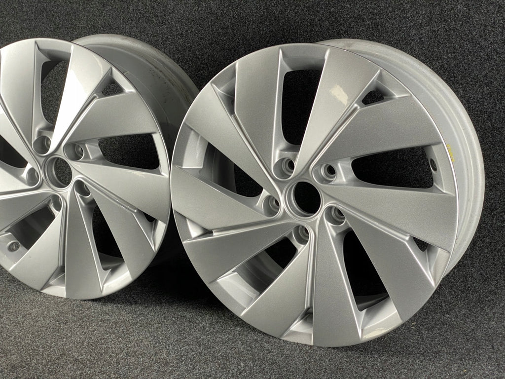1x Alufelge 17 Zoll 6.5" 5x112 46ET 5H0601025B VW Golf Viii Rim Wheel FEL5955355986co