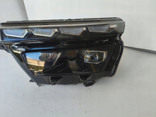 Laden Sie das Bild in den Galerie-Viewer, Frontscheinwerfer Skoda Kamiq 658941015B Full LED Links Scheinwerfer Headlight SCH9404799188ys