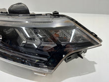 Laden Sie das Bild in den Galerie-Viewer, Frontscheinwerfer Mitsubishi Outlander III 8301D332 LED Rechts Headlight