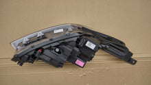 Laden Sie das Bild in den Galerie-Viewer, Frontscheinwerfer Kia Xceed 92101-7850 LED Links Scheinwerfer Headlight