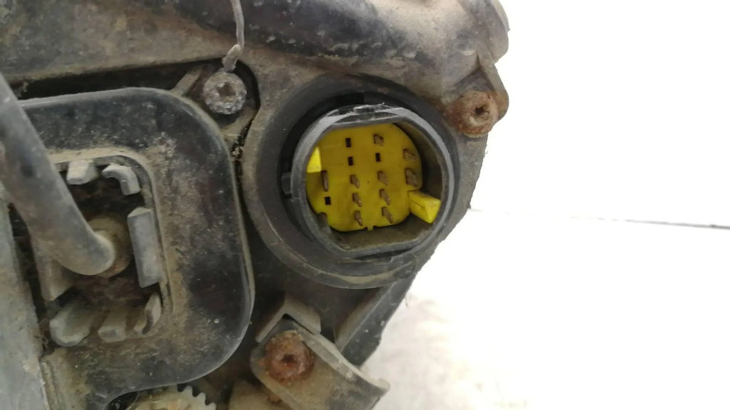 Frontscheinwerfer Lancia Thesis 15536200 Links Scheinwerfer Headlight SCH3145838584mj