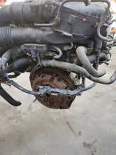 Laden Sie das Bild in den Galerie-Viewer, Motor Peugeot 308 I 10JBFB 9H05 1.6 EHDI Diesel Engine Komplett