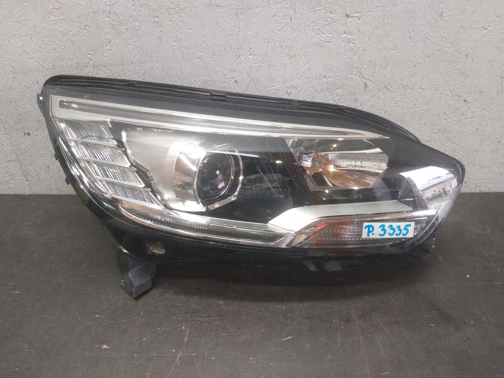 Frontscheinwerfer Renault Scenic 260101685R Rechts Scheinwerfer Headlight