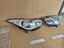 Load image into Gallery viewer, Frontscheinwerfer Hyundai I I40 92102-3Z100 LED Ein Satz Scheinwerfer Headlight