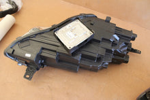 Laden Sie das Bild in den Galerie-Viewer, Frontscheinwerfer Ford Kuga LV4B-13E016-AH LV4B-13E017-AH LED Rechts oder Links SCH3321208740nf