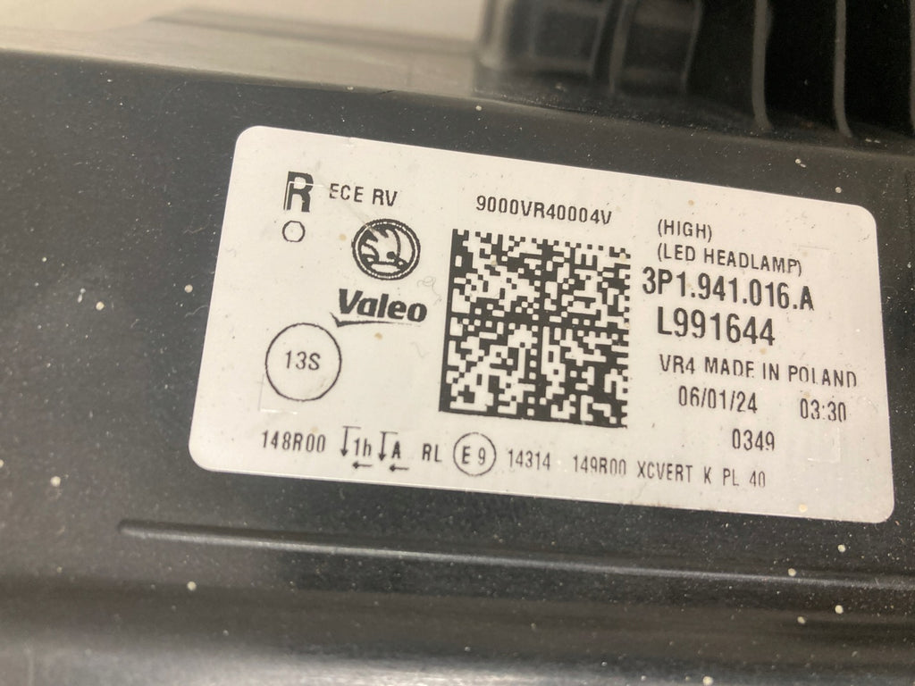 Frontscheinwerfer Skoda Superb Rechts Scheinwerfer Headlight