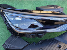 Laden Sie das Bild in den Galerie-Viewer, Frontscheinwerfer Kia Ev6 210824A5170126 Full LED Ein Stück (Rechts oder Links)
