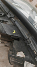 Laden Sie das Bild in den Galerie-Viewer, Frontscheinwerfer Mercedes-Benz W204 A2048204339 Links Scheinwerfer Headlight SCH5396388154rl