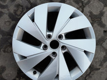 Load image into Gallery viewer, 1x Alufelge 17 Zoll 6.5&quot; 5x112 46ET 5H0601025B Vw Rim Wheel