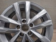 Load image into Gallery viewer, 1x Alufelge 16 Zoll 6.5" 5x112 48ET Glanz Silber 5TA601025 VW Touran Rim Wheel FEL8905228640ht