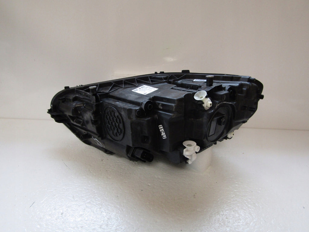 Frontscheinwerfer Mercedes-Benz Cla A1189061201 LED Rechts Headlight SCH8684851202dz