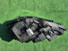 Laden Sie das Bild in den Galerie-Viewer, Frontscheinwerfer Mercedes-Benz Gla A1569061800 Bi-Xenon Rechts Headlight SCH2458002786pv