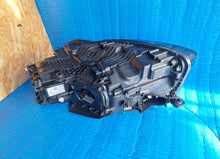 Laden Sie das Bild in den Galerie-Viewer, Frontscheinwerfer VW Touareg 761941082 LED Rechts Scheinwerfer Headlight SCH1018810896rw