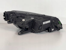 Laden Sie das Bild in den Galerie-Viewer, Frontscheinwerfer Skoda Superb 11501010000 Links Scheinwerfer Headlight SCH7840096238pr
