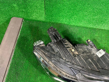 Load image into Gallery viewer, Frontscheinwerfer VW Passat B8 3G1941082P-M-CAR LED Rechts Headlight SCH6842820274td