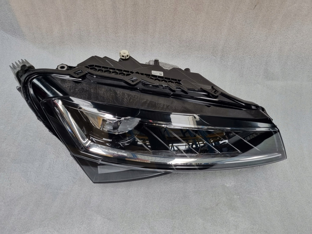 Frontscheinwerfer Skoda Superb III 3V1941016D LED Rechts Scheinwerfer Headlight