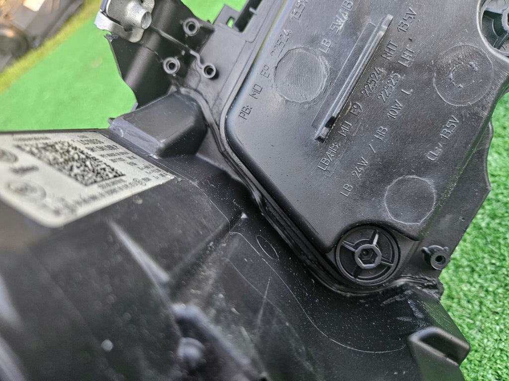 Frontscheinwerfer VW Golf VIII 5H1941059P Links Scheinwerfer Headlight SCH1168618000th