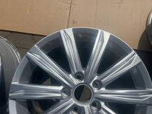 Load image into Gallery viewer, 1x Alufelge 17 Zoll 6.5&quot; 5x112 52ET Glanz Silber 5TA601025 VW Touran Rim Wheel