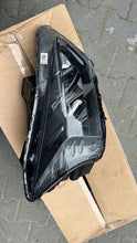 Load image into Gallery viewer, Frontscheinwerfer Hyundai Bayon Rechts Scheinwerfer Headlight