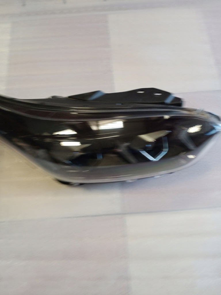 Frontscheinwerfer Kia Ceed 92101-J7500 Ein Stück (Rechts oder Links) Headlight