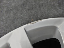 Load image into Gallery viewer, 1x Alufelge 16 Zoll 7.0" 5x100 46ET Glanz Silber 5JA601025AE Skoda Rapid FEL1591729078em