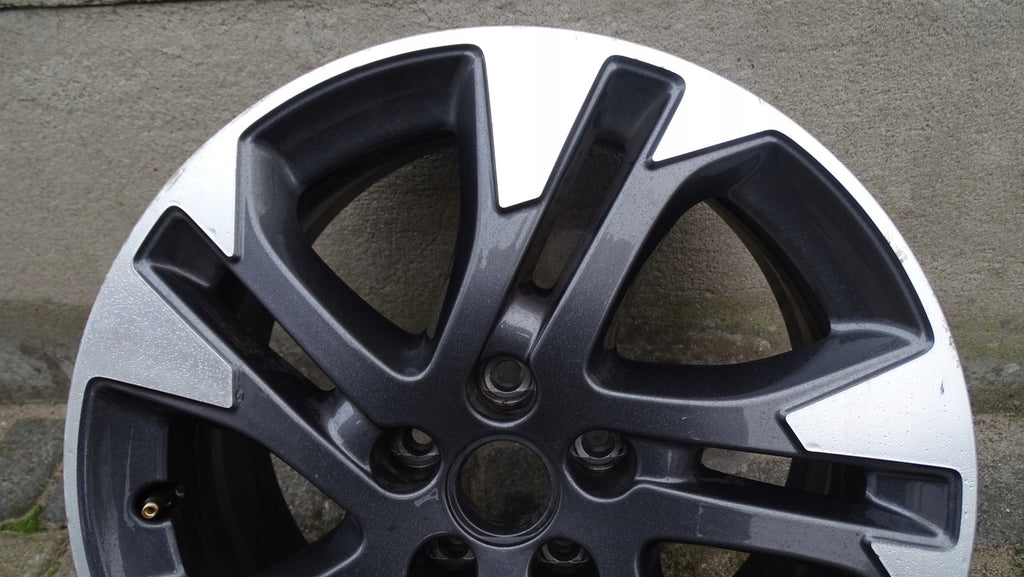 1x Alufelge 17 Zoll 7.0" 5x108 46ET Glanz Silber 672044871 Mg Grandland X