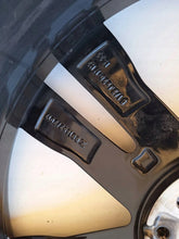 Load image into Gallery viewer, 1x Alufelge 20 Zoll 6888010 BMW I3 Rim Wheel FEL6938063677yq