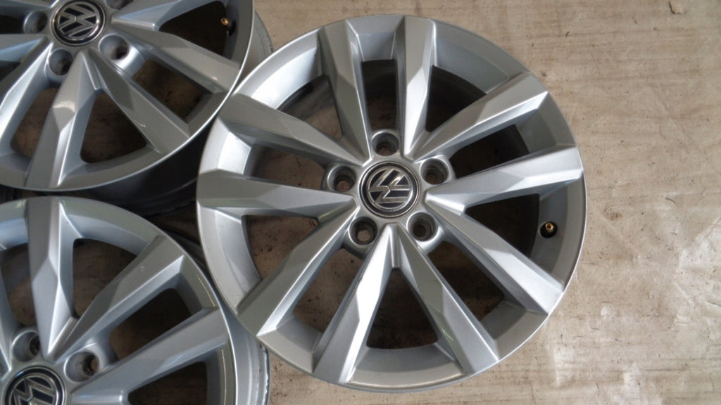 4x Alufelge 16 Zoll 6.5" 5x112 48ET Glanz Silber 5TA601025 Seat I Rim Wheel FEL5054958502ta
