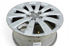 Laden Sie das Bild in den Galerie-Viewer, 1x Alufelge 17 Zoll 8.0&quot; 5x112 47ET Glanz Silber 8K0601025C Audi A4 B8 Rim Wheel