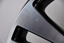Load image into Gallery viewer, 1x Alufelge 18 Zoll 8.0" 5x112 41ET Glanz Silber 3C8601025AA VW Rim Wheel FEL9590731383cw