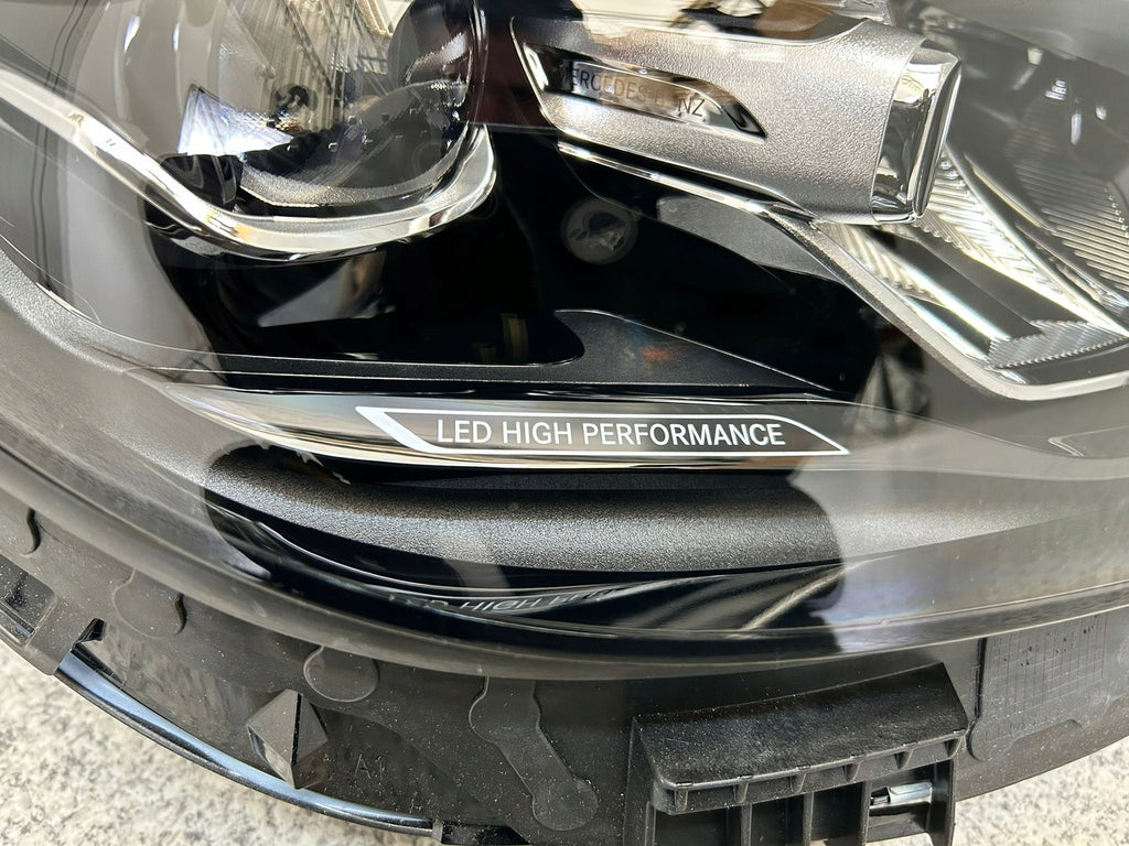 Frontscheinwerfer Mercedes-Benz W206 A2069063605 LED Rechts Headlight SCH9197739387xi