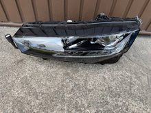Laden Sie das Bild in den Galerie-Viewer, Frontscheinwerfer Skoda Scala 655941015A LED Links Scheinwerfer Headlight SCH2083921014tf