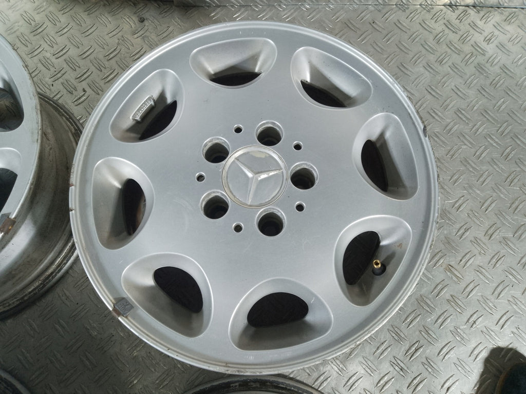 4x Alufelge 15 Zoll 7.0" 5x112 Mercedes-Benz W210 Rim Wheel FEL9322277330eu
