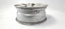 Load image into Gallery viewer, 1x Alufelge 17 Zoll 7.0" 5x108 32ET Glanz Silber 9656877580 Citroën C5 Ii FEL4476810698nb