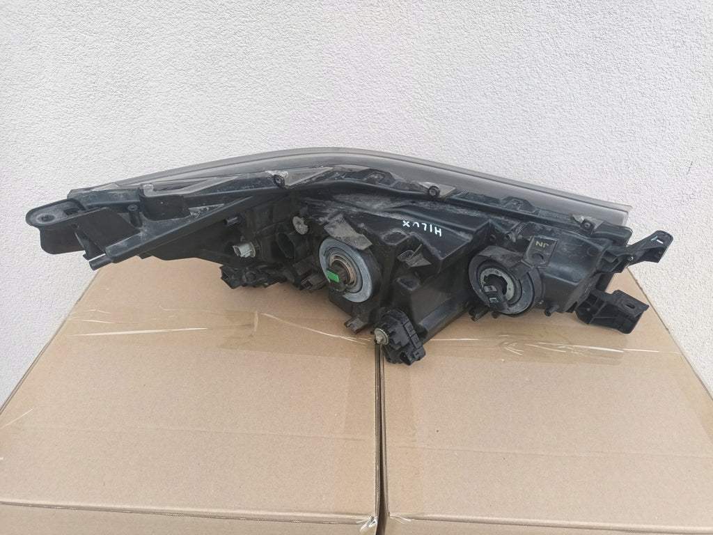 Frontscheinwerfer Toyota Hilux VIII 0K-177 Links Scheinwerfer Headlight SCH5737574828tr