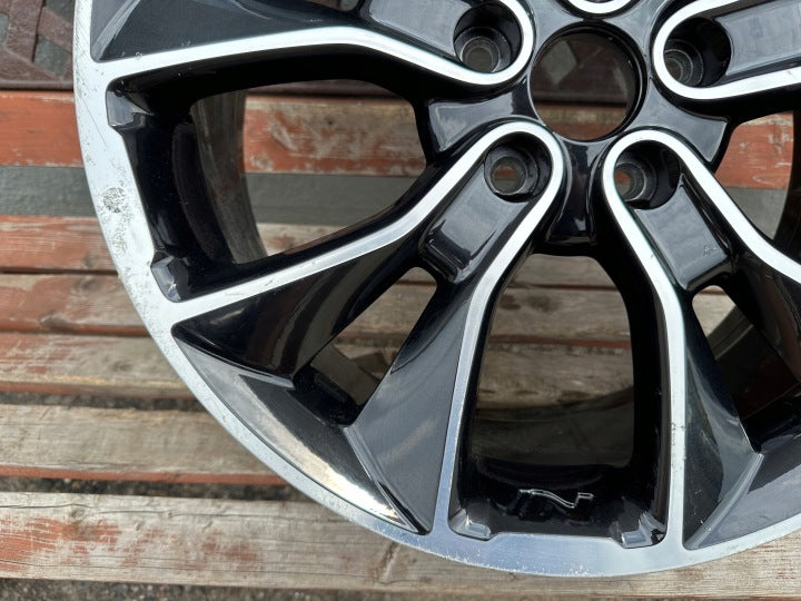 1x Alufelge 19 Zoll 8.0" 5x114.3 55ET Glanz Schwarz 52910S0100 Hyundai I30 Iii FEL1350652128px