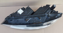 Laden Sie das Bild in den Galerie-Viewer, Frontscheinwerfer VW Touran 5TB941035B LED Links Scheinwerfer Headlight