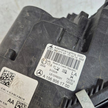 Laden Sie das Bild in den Galerie-Viewer, Frontscheinwerfer Mercedes-Benz Gla A1569061700 Bi-Xenon Rechts oder Links SCH9825214061xy