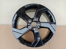 Load image into Gallery viewer, 1x Alufelge 17 Zoll 7.0&quot; 5x114.3 40ET KB409-6U200 Nissan X-Trail Rim Wheel