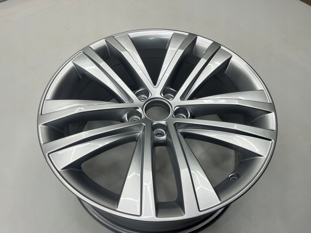 1x Alufelge 18 Zoll 7.5" 5x112 35ET 7N0601025F Seat Alhambra Sharan Rim Wheel FEL3749453722gm