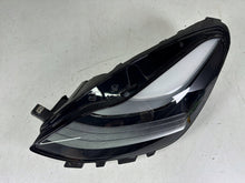 Laden Sie das Bild in den Galerie-Viewer, Frontscheinwerfer Tesla Model 3 1514952-00-D Links Scheinwerfer Headlight SCH2864191167et