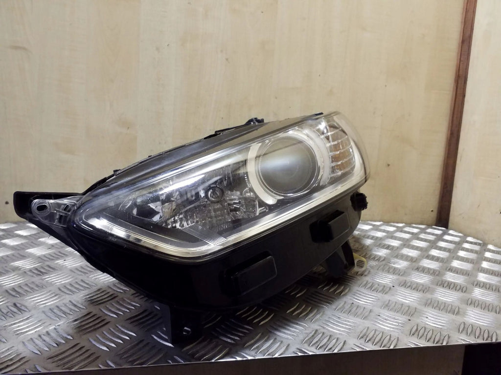 Frontscheinwerfer Ford Mondeo DS7313W030BE DS7313A005A89908746 Links Headlight SCH8110137894dk