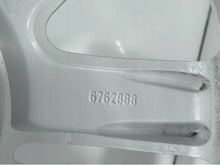 Load image into Gallery viewer, 1x Alufelge 17 Zoll 7.0" 5x120 47ET Silber 6762888 BMW 1 E88 E81 E82 E87 FEL4740863586zf