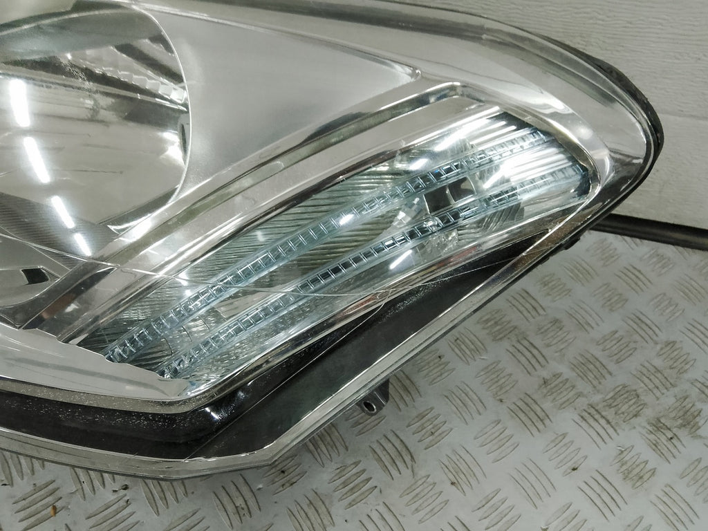 Frontscheinwerfer Citroën Berlingo Partner 9806306180 Links Headlight