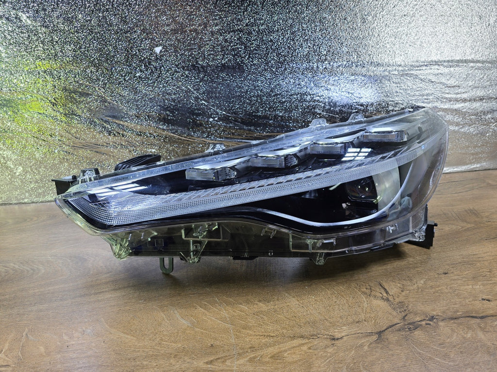 Frontscheinwerfer Toyota Corolla 16-184 Links Scheinwerfer Headlight SCH2208473527pe