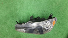 Laden Sie das Bild in den Galerie-Viewer, Frontscheinwerfer Mitsubishi VIII Links Scheinwerfer Headlight
