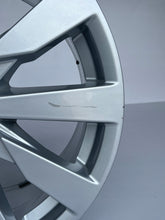 Load image into Gallery viewer, 1x Alufelge 17 Zoll 7.5&quot; 5x112 43ET Silber 8V0601025DE Audi A3 Rim Wheel