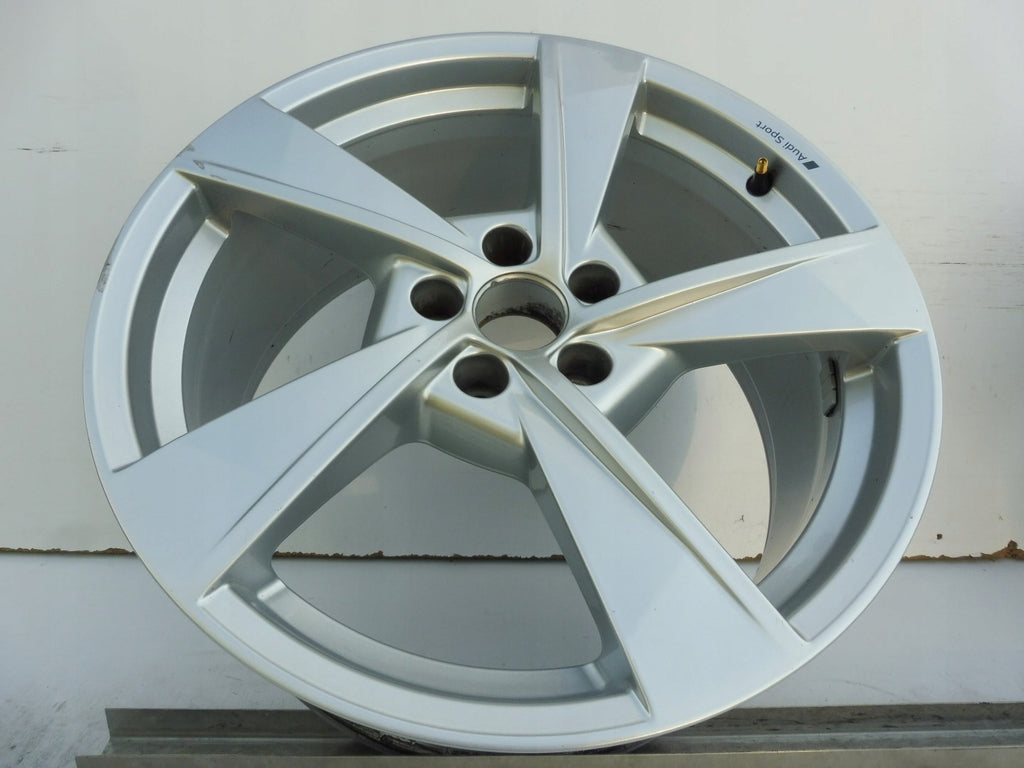 1x Alufelge 19 Zoll 8.5" 5x112 40ET Glanz Silber 8W0601025 Audi A4 Rim Wheel FEL2553930440od