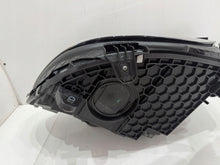 Laden Sie das Bild in den Galerie-Viewer, Frontscheinwerfer Mercedes-Benz W206 A2069067203 LED Rechts Headlight SCH3000107969bq