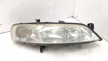 Laden Sie das Bild in den Galerie-Viewer, Frontscheinwerfer Opel Vectra B 39340748 Rechts Scheinwerfer Headlight SCH9501341674ox